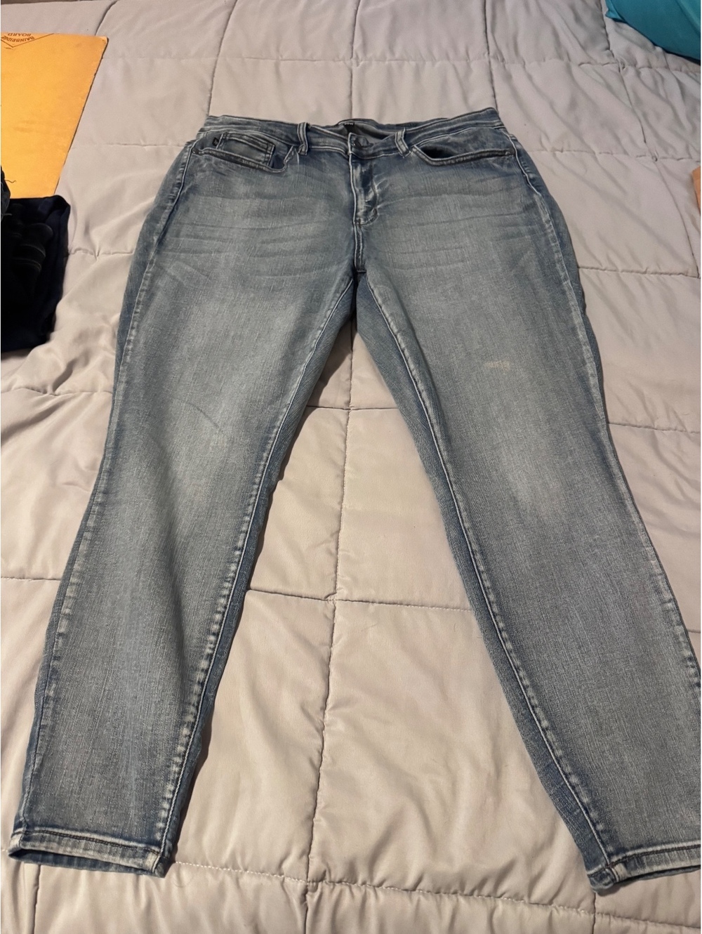 Judy Blue Women’s 20W Skinny Jeans Light Wash Stretch Denim Plus Size